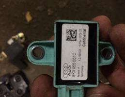 Датчик удара (Airbag) для Audi A4 (B8) 2007-2012  запчасти бу