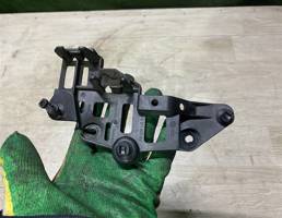 Кронштейн для Audi A6 (C6 4F) Allroad quattro 2005-2012  запчасти бу