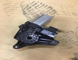 Мотор стеклоподъемника для Mercedes-Benz W253 X253 GLC coupe 2015-  запчасти бу