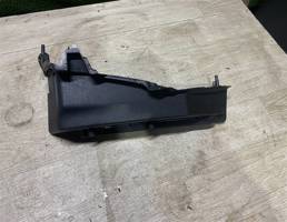 Направляющая полки багажника для Skoda Octavia (A7) 2013-2017  запчасти бу