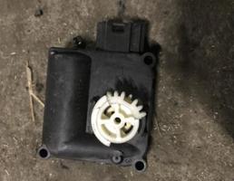 Мотор заслонки печки для Audi A6 (C6 4F) 2005-2008  запчасти бу