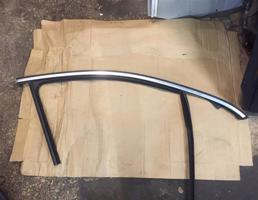 Молдинг стекла двери передней правой для Mercedes-Benz W292 C292 GLE Coupe 2015-2019  запчасти бу