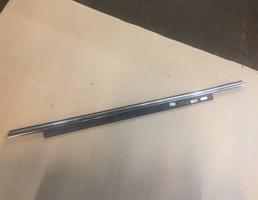 Молдинг стекла двери задней левой для Audi A6 (C7 4G)2011-2014  запчасти бу