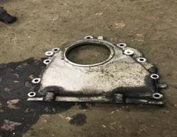 Крышка ГБЦ задняя для Audi A6 (C6 4F) Allroad quattro 2005-2012  запчасти бу