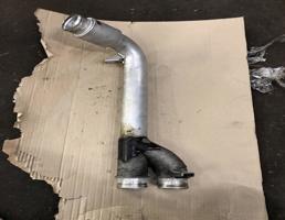 Труба напорной линии турбины для Audi Q7 (4L)  2009 - 2015 рестайлинг  запчасти бу