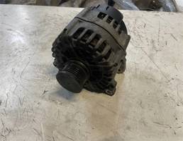 Генератор для Audi A6 (C7 4G)2011-2014  запчасти бу