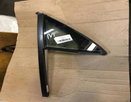 Стекло двери передней правой (форточка) для Volkswagen Touareg NF 2010 -2014  запчасти бу