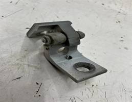 Петля двери передней правой нижняя для Skoda Octavia (A5 1Z-) 2008-2013 рестайлинг  запчасти бу