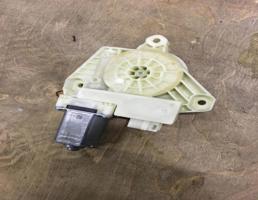 Мотор стеклоподъемника для Mercedes-Benz W205 C-classe 2014-2018  запчасти бу