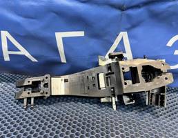 Кронштейн ручки для Land Rover Freelander 2 2007>  запчасти бу