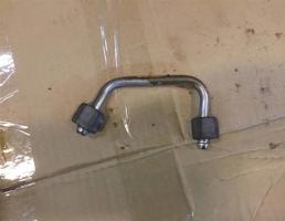 Трубка топливная для Mercedes-Benz W204 C-classe 2011-2015 рестайлинг  запчасти бу