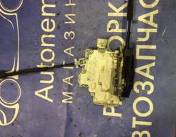 Замок двери задней правой для Volkswagen Passat (B6) 2005-2010  запчасти бу