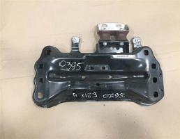 Кронштейн опоры двигателя для Mercedes-Benz W218 C218 CLS 2010-2017  запчасти бу