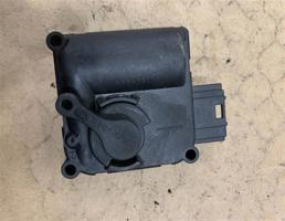 Мотор заслонки печки для Audi A6 (C4) 1994-1997  запчасти бу