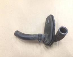 Патрубок системы охлаждения  для Audi A6 (C7 4G)2011-2014  запчасти бу