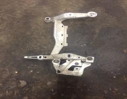 кронштейн пневмонасоса для Porsche Cayenne 955 2002-2007  запчасти бу