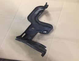 Кронштейн радиатора для Audi A6 (C6 4F) 2005-2008  запчасти бу