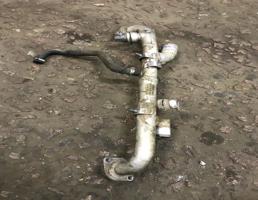 Трубка охлажд. жидкости металлическая для Audi Q7 (4L)  2005 - 2009  запчасти бу