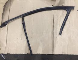 Направляющая стекла двери для Audi A6 (C7 4G)2011-2014  запчасти бу