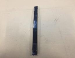 Направляющая стекла двери для Mercedes-Benz W166 GLE 2015-2018  запчасти бу