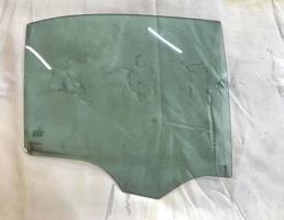 Стекло двери задней правой для Mercedes-Benz W204 C-classe 2011-2015 рестайлинг  запчасти бу