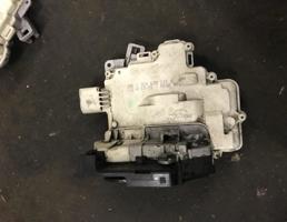 Замок двери задней левой для Volkswagen Passat (B6) 2005-2010  запчасти бу