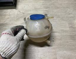 Бачок расширительный для Volkswagen Passat CC 2012-2017 рестайлинг  запчасти бу