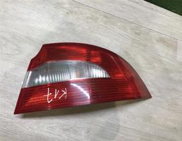 Фонарь задний правый для Skoda Superb 2008-2015  запчасти бу