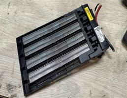 Радиатор отопителя (ЭЛЕКТРИЧЕСКИЙ) для BMW 5-серия F10/F11 2009>  запчасти бу