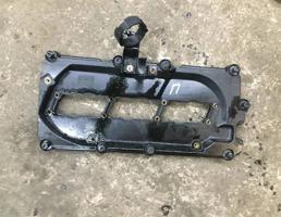 Крышка клапанная (ГБЦ) для Audi Q7 (4L)  2005 - 2009  запчасти бу