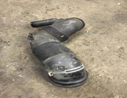 Воздуховод воздушного фильтра для Volkswagen Passat CC 2008-2012  запчасти бу