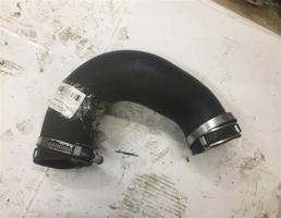 Патрубок интеркулера для Volkswagen Touareg 7L 2007-2010  запчасти бу