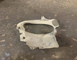 Пыльник двигателя для Audi A6 (C6 4F) Allroad quattro 2005-2012  запчасти бу