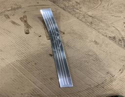 Накладка порога (внутренняя) для Mercedes-Benz W221 S-Klasse S221 2005-2009  запчасти бу