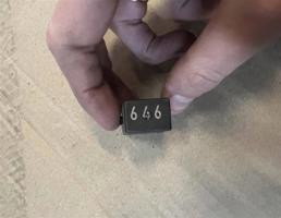 Реле 646 для Audi A4 (B8) 2007-2012  запчасти бу