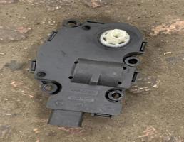 Мотор заслонки печки для Audi A4 (B8) 2007-2012  запчасти бу