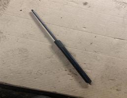 Амортизатор крышки багажника для Volkswagen Passat (B6) 2005-2010  запчасти бу