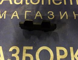 Кронштейн для Volkswagen Transporter T5 2003-2009  запчасти бу