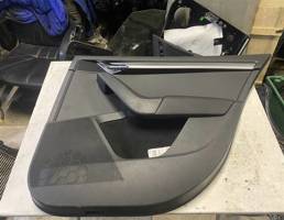Обшивка двери задней правой для Skoda Octavia (A7) 2013-2017  запчасти бу