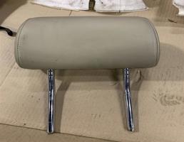 Подголовник передний правый для Audi Q7 (4L)  2005 - 2009  запчасти бу