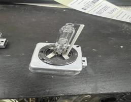 лампа ксеноновая для Audi Q7 (4L)  2005 - 2009  запчасти бу