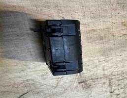 Помехоподавляющий фильтр для Audi A6 (C7 4G)2011-2014  запчасти бу