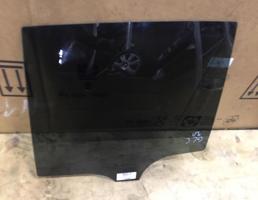 Стекло двери задней левой для Mercedes-Benz W253 X253 GLC 2015-2019  запчасти бу