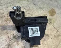 Клемма для Audi A6 (C7 4G)2011-2014  запчасти бу