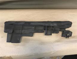 Воздуховод радиатора правый для Land Rover Range Rover Sport L320 2005-  запчасти бу