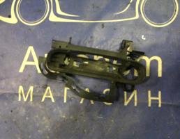 Кронштейн ручки для Audi A6 (C6 4F) 2005-2008  запчасти бу