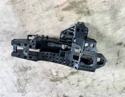 Кронштейн ручки для Audi A6 (C7 4G)2011-2014  запчасти бу