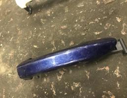 Ручка двери наружная правая для Volkswagen Passat (B6) 2005-2010  запчасти бу