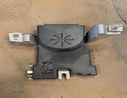 Усилитель антенны для Audi A3 [8P1] 2003-2008  запчасти бу