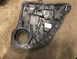 Стеклоподъемник задний правый для Mercedes-Benz W166 X166 GLS 2015-2019  запчасти бу